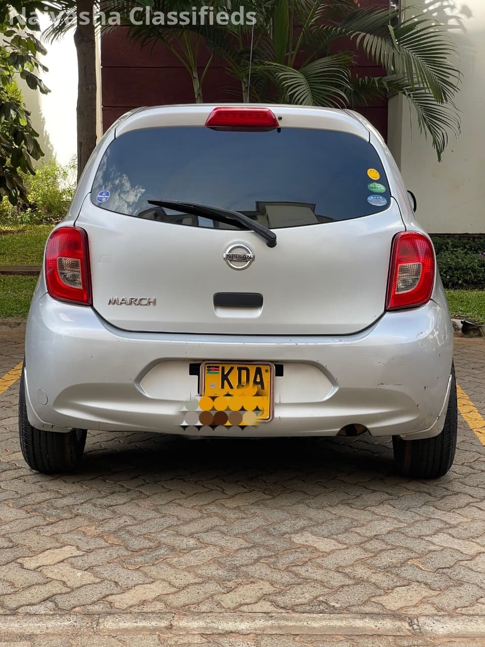 Nissan March