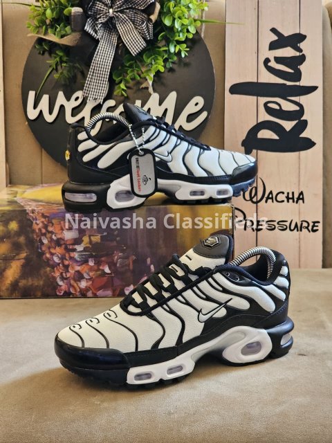 Nike Shox 4