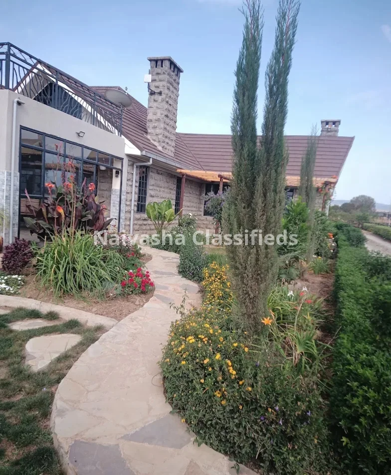 Elegant 4-Bedroom Ensuite Home on 1 Acre for Sale in Naivasha.