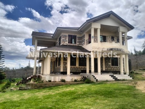 5 Bedroom Mansion for sale in Naivasha, sitting on 2 acres land overlooking Lake Naivasha.