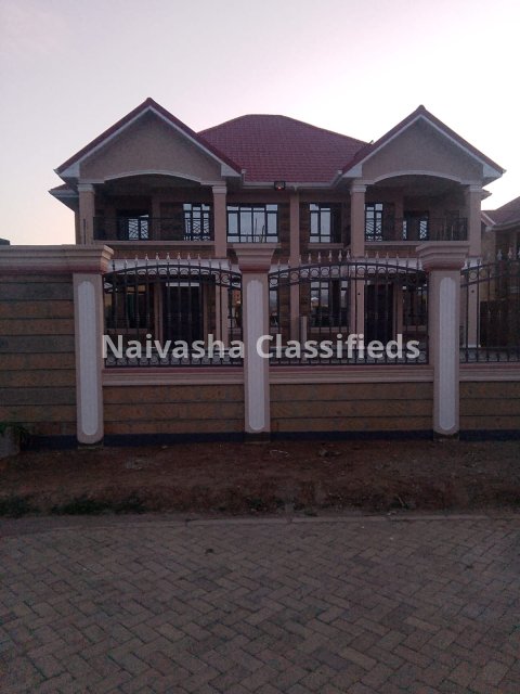 2 units of 4 bedroom each all ensuite for rent in Naivasha, Manera
