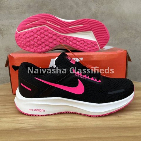Nike zoom Sneakers