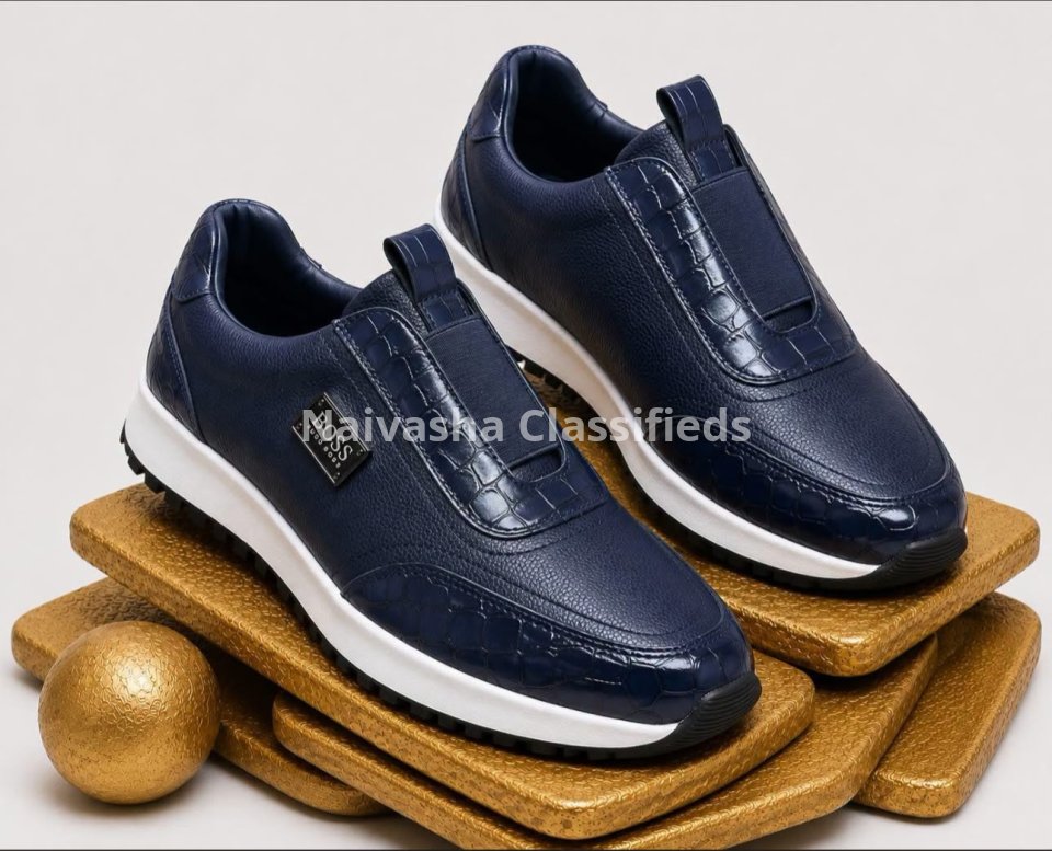 Hugo Boss casual Leather
